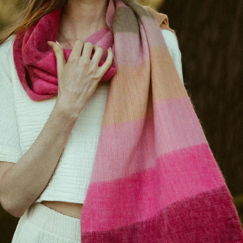 Jewel Mood Alpaca Seamless Scarf
